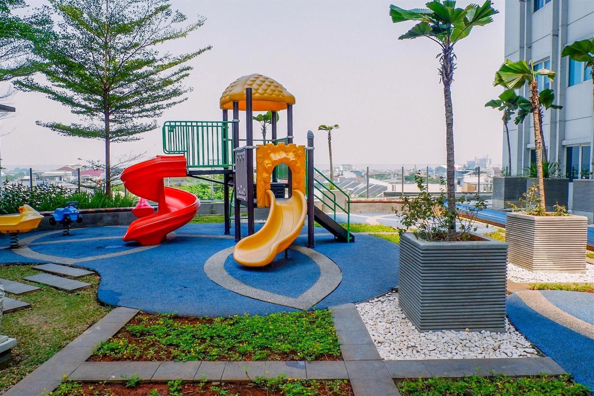 Apartemen Cozy 1br At Sky Terrace By Travelio
