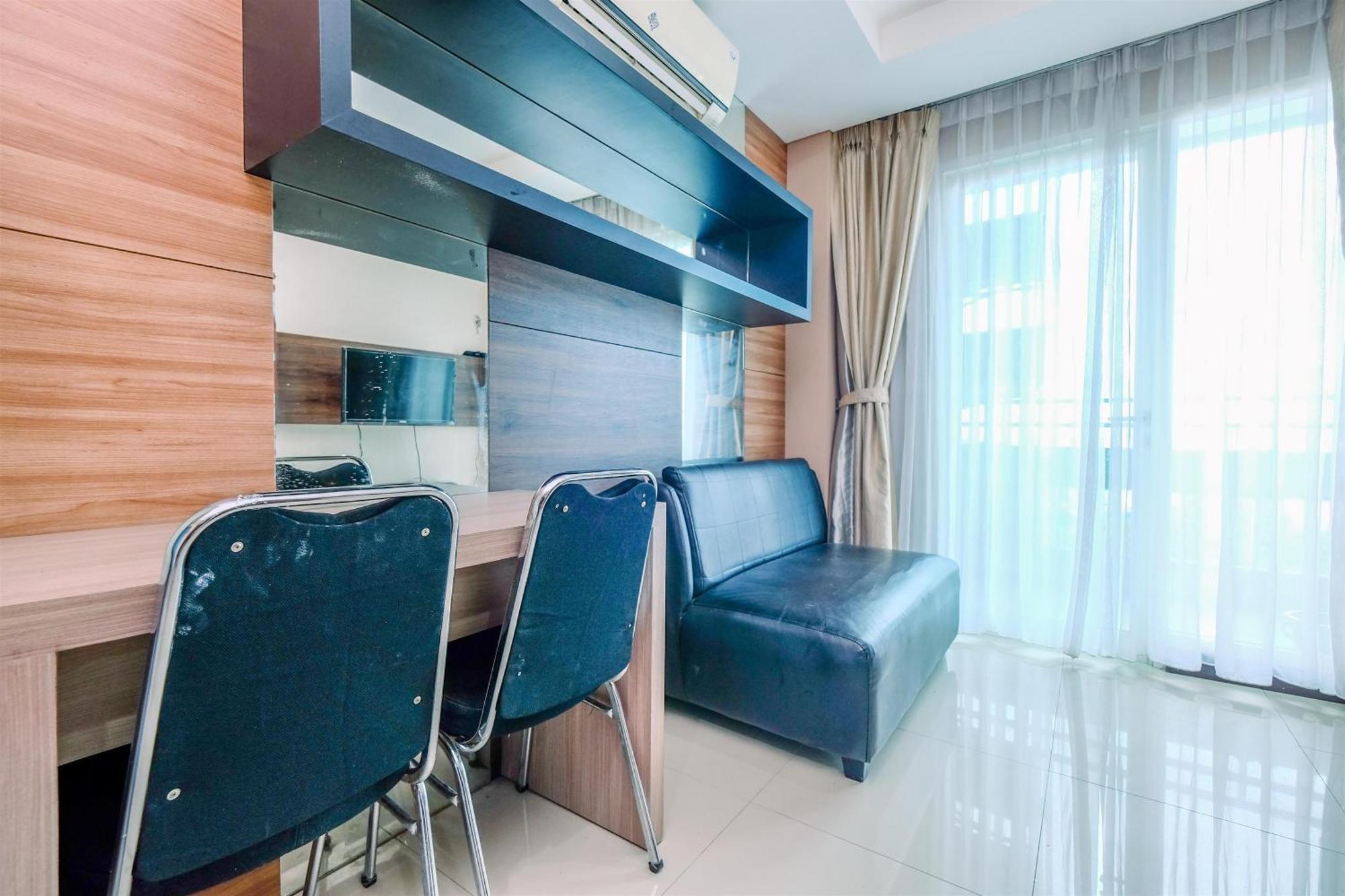 Apartemen Cozy 1br At Sky Terrace By Travelio *